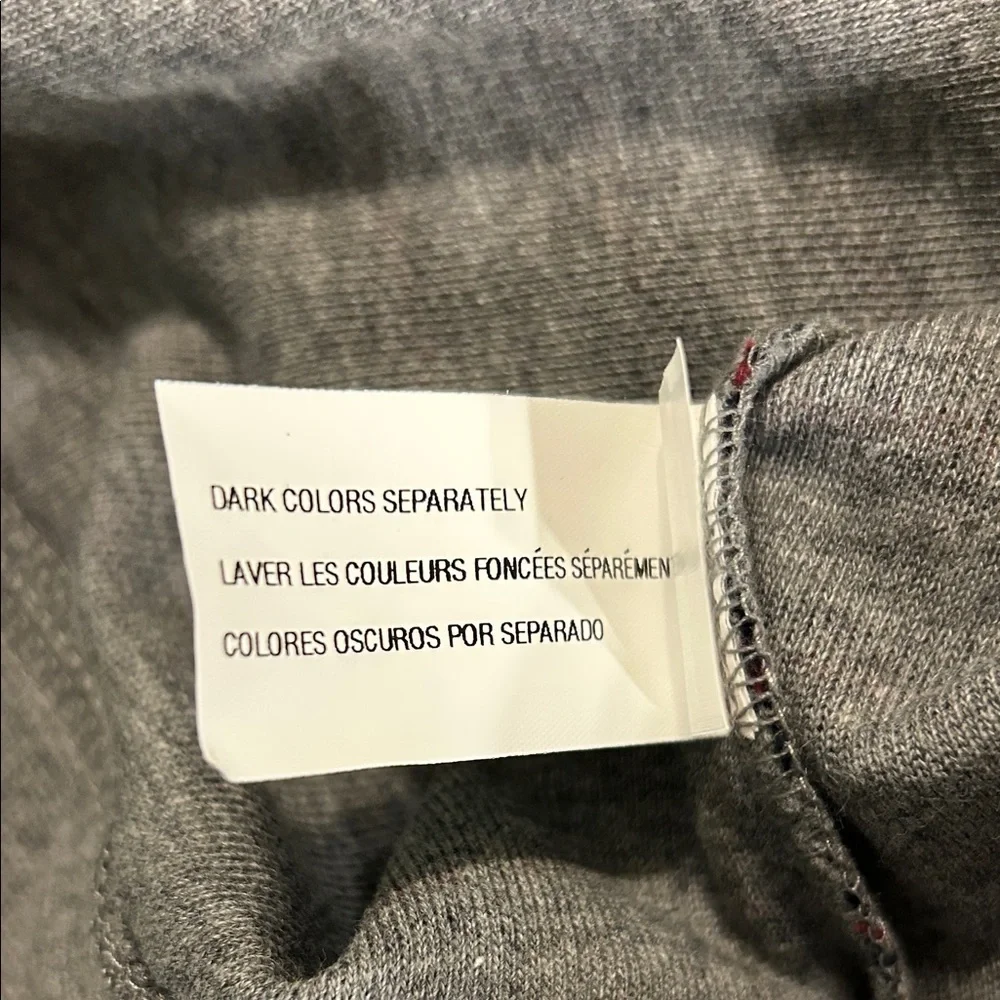 Chaps features cotton collar